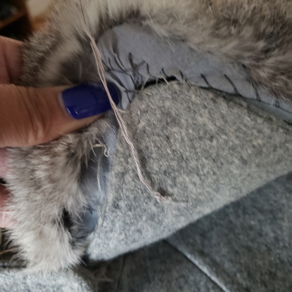 VINTAGE 1970's Wool/Rabbit Pea Coat! - Picture 12 of 15